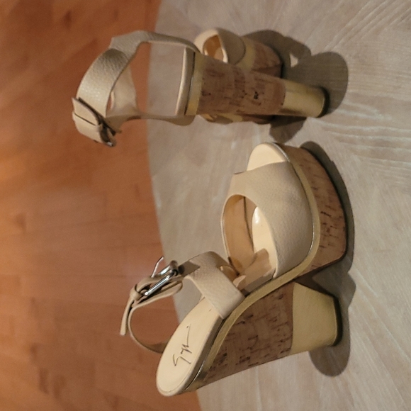 Shoes - Picture 2 of 2